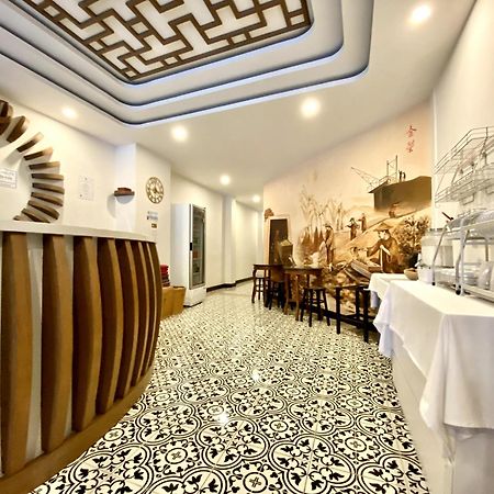Sunray Beach Hotel Patong Экстерьер фото
