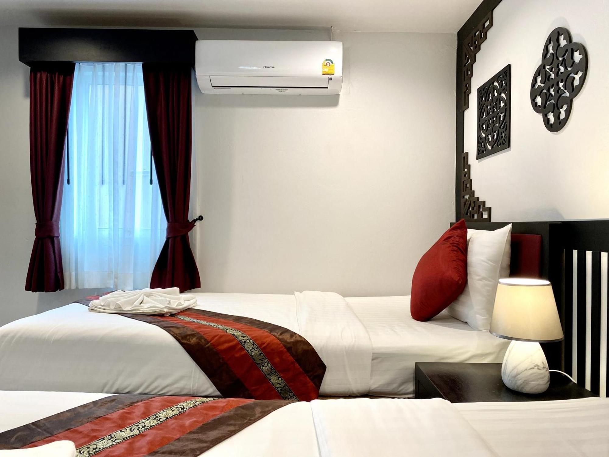 Sunray Beach Hotel Patong Экстерьер фото